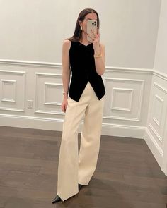 Summer Business Woman Outfits, Natural Elegant Style, Modest Fashion Outfits Spring, Summer Formal Outfit Women, Cute Work Fits, Elegant Mom Outfits, Casual Formal Outfits Women, Women Corporate Fashion, Casual Workwear Women