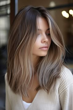 California Brunette Hair, California Brunette, Rambut Brunette, Brunette Hair With Highlights, Spring Hair Color, Brunette Balayage Hair, Brown Hair Balayage, Balayage Brunette, Hair Color And Cut