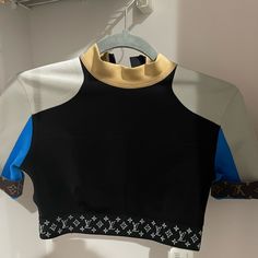 Wore Once. Very Good Condition Louis Vuitton Top, Short Sleeve Crop Top, Short Sleeve Cropped Top, Crop Top, Louis Vuitton, Womens Tops, Crop Tops, How To Wear, Color