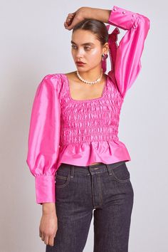 Our pink Ariana blouse boasts puff sleeves, a shirred bust and feminine bow details. •Shirred bodice •Long puff sleeves •Back bow detail •Select your normal size •100% Recycled Polyester •Designed in London MODEL INFO: Model is 1 is 5'10.5 and is wearing a UK 10. Model is 2 is 5'9 and is wearing a UK 16.