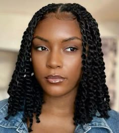 Tan Skin Blonde Hair, Bob Braids Hairstyles, African Hair Braiding Styles, Natural Hair Twists, Twist Braid Hairstyles