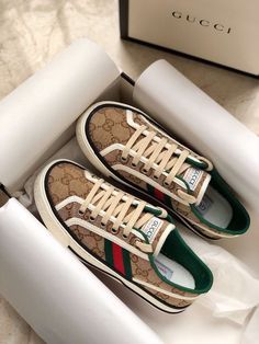 Women Gucci Sneakers, Shoes For Women Gucci, Womens Gucci Sneakers Outfit, Gucci Shoes Women Sneakers, Mens Gucci Shoes, Gucci Shoes 2023, Shoes With Bags, Shoe Wishlist 2023, Gucci Shoes Aesthetic