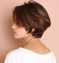 Bob Style Haircuts, Short Layered Bob Haircuts, Bob Braids Hairstyles, Cortes De Cabello, Bob Hairstyles For Thick, Layered Bob Hairstyles, Short Layered Haircuts, Bob Haircuts For Women