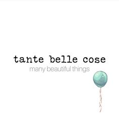 a blue balloon with the words tante belle close