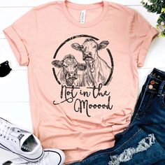 Moo Cow, Not In The Mood, Cow Shirt, Girls Graphic Tee, Weird Shirts, Tshirt Outfits, Diy Shirt, In The Mood