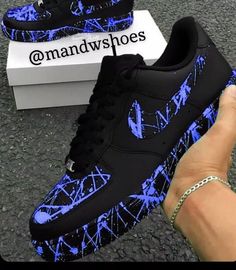 Shoe Concepts, Sick Shoes, Legging Adidas, Casual Shoes Women Sneakers, Custom Nike Air Force, Skull Shoes