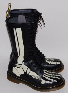 Skeleton Boots, Spades Slick, Dr Martens Store, Diy Vetement, Dr Martens Boots, Skeletal, Crazy Shoes, Homestuck