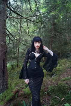 Goth Fits, Alternative Girl, Goth Outfit Ideas, Gothic Girl, Aesthetic Goth, Rockstar Gf, Goth Beauty