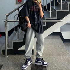 Cute Baggy Outfits, Bruh Girl, Emo Streetwear, Goth Outfit, Skater Girl, Baggy Clothes, Tomboy Outfits, Tomboy Style Outfits