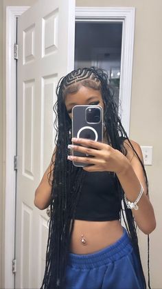 Frontal Wig Styles With Braids, Creative Knotless Braids, Hairstyles For 9th Grade, Spring Break Hairstyles For Black Women, Braided Weave Hairstyles, Braid With Weave, Clothes Black Women, New Hairstyle 2023, 2023 Haircut Trends