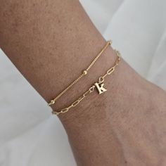 Custom Bracelet Set Initial Bracelet Set Tiny Paperclip - Etsy Gold Initial Bracelet, Dainty Charm Bracelet, Bracelet Ideas Gold, Bracelet With Letters, Daily Wear Bracelet, Bracelets Sets, Delicate Gold Bracelet, Initial Bracelet Gold, Paperclip Bracelet