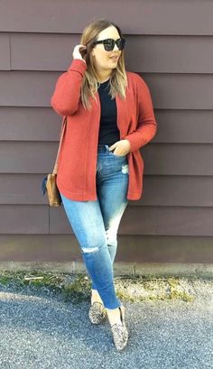 Outfits 40s, Fashion Fails, Plus Size Fall Outfit, Date Outfit Casual, Funny Fashion, Fashion Fail, Fashion Mistakes, Fashion Over 40, Curvy Outfits