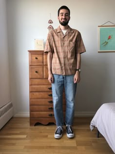 90s Filipino, Vintage Men Outfit, Layer Fashion, Oversized Shirt Outfit, Khakis Outfit, Asian Men Fashion, Uniqlo Jeans