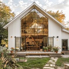 My Images Small Barn Home, Converted Barn Homes, Workshop Building, Farmhouse Cabin, Pole Barn House Plans, Converted Barn, Modern Barn House, Shed Homes, Tiny Cabin