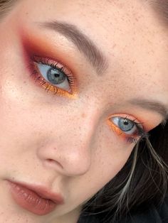 Crazy Eyeshadow Looks, Crazy Eyeshadow, Pure Makeup, Christmas Palette, Orange Makeup, Face Art Makeup, Magical Makeup, Summer Makeup Looks, Colorful Eye Makeup