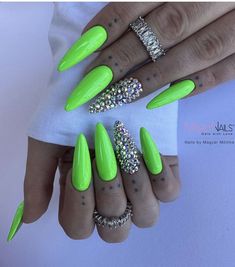 Saint Patrick Day Nails, Patrick Day Nails, Summertime Nails, St Patricks Day Nails, Hair Dressing, Nail Designs Ideas, Simple Gel Nails, Nail Envy, Fashion Make Up