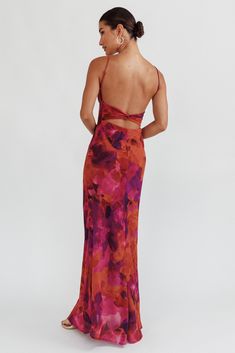 Bridesmaid Maxi Dress, Low Back Floral Dress, Weddding Guest Dress, Flowy Wedding Guest Dress, Sunset Color Dress, Spring Prom Backless Maxi Dress, Wedding Rehearsal Dinner Outfit Guest, Long Floral Dresses, Day Wedding Dress Guest