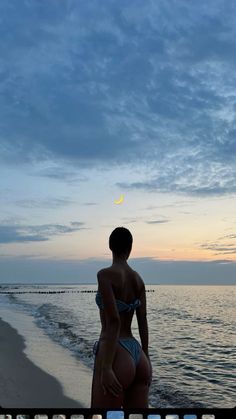 Pool Poses, Summer Poses, Summer Picture Poses, Shotting Photo, Beach Pictures Poses, Beach Photography Poses, Summer Beach Outfit, Ocean Vibes, Tamarindo