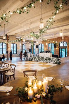 Charleston South Carolina Wedding Wedding Venue South Carolina, The Cedar Room Charleston Sc, Southern Elegant Wedding, Southern Wedding Decorations, Louisiana Wedding Venues, Realistic Wedding, Wedding Venues South Carolina