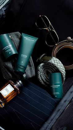 The beginning of a new year offers the perfect opportunity to reassess your grooming regime and freshen up your bathroom cabinet. From a multi-functional manicure set to stylish yet sturdy wash bags – keep it simple with these hard-working men's grooming essentials that will make grooming a ritual to look forward to. Mens Skincare Photography, Men’s Grooming, Mens Beauty Products, Mens Skin Care Packaging, Men Beauty Products, Mens Skincare Packaging, Mens Hair Products, Mens Cosmetics