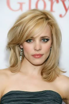 Rachel Mcadams y su espectacular Medium haircut Shoulder Length Layered Hair, Medium Length Hair With Layers, Latest Hairstyles, Shoulder Length Hair, 가을 패션, Medium Length Hair Cuts, Great Hair