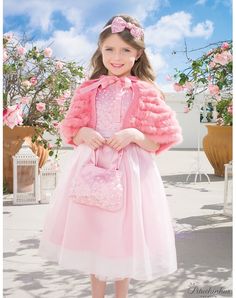 #pituchinhus #kids #brandkids #girl #itgirl #love #fashionkids #fashiongirl #grifeparaprincesas Virtual Background, Fashion Kids, Anime Dragon Ball, Princess Dress, Dragon Ball, Tulle Skirt, Dress Skirt, Harajuku, Fur Coat