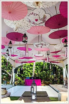 Patio Umbrellas - Get it while it is still available - So take action right now! Click to visit! Cherry Blossom Wedding Decor, Umbrella Centerpiece, Wedding Decoration Idea, Best Patio Umbrella, Parasol Wedding, Design Atelier