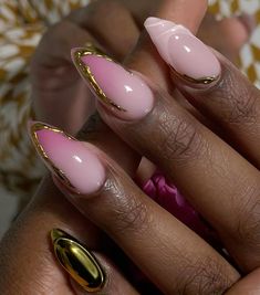 Cute Oval Nails, Almond Nails Black Women, Textured Nails, Nail Palette, Elite Nails, Stilleto Nails Designs, Abstract Nails, Diy Acrylic Nails, Drip Nails