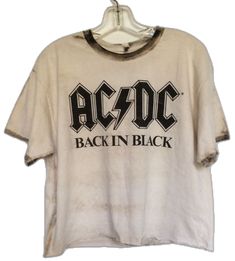 80s Band Shirts, Band Shirt Outfits, Ac Dc T Shirt, Acdc Sweatshirt, Womens Acdc Shirt, Vintage Acdc Shirt, Vintage Rock T Shirts, Black Acdc Shirt, Acdc Shirt