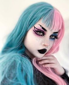 Goth Types, Goth Makeup Looks, Goth Styles, Pastel Goth Makeup, Types Of Goth, Makeup Charts, Alt Makeup, Goth Hair, Graphic Makeup