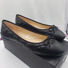 Coach Allyson Quilted Leather Ballet Flats Color: Black With Black Coach Pinmount Size: Women's 11 Material: Leather Upper Man Made Leather Lining And Footbed Rubber Outsole Heel Height @ 0.25" Style #Ck424 Easy To Wear Slip On For Anyone Who Wishes To Remain Stylish And Comfortable. Wear Casual Or Dress Up, You Choose The Perfect "Little Black Shoe" Lightweight Comes In Original Coach Shoe Box Please Refer To Photos & Thank You For Visiting My Closet Black Faux Leather Flats With Flat Heel, Black Faux Leather Flats, Designer Black Flats With Leather Sole, Luxury Black Flats With Almond Toe, Leather Flats For Evening In Fall, Elegant Coach Leather Flats, Designer Black Flats For Spring, Black Medium Width Flats For Fall, Luxury Black Almond Toe Flats