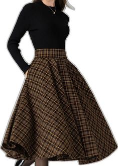 Winter Knee-length Lined Pleated Skirt, Fitted Long Pleated Skirt For Fall, Fall Pleated Flared Skirt, Fall Pleated Lined Skirt, Fall Lined Pleated Skirt, Classic Flared Mini Skirt For Fall, Elegant Winter Full Mini Skirt, Elegant Full Mini Skirt For Winter, Fitted Brown Flared Skirt