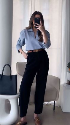 Corporate Stylish Work Outfits, First Job Outfits, Corporate Outfits For Women Classy, Banker Outfits Women, Lawyer Dresses, Aesthetic Lawyer, Corporate Outfits For Women, Workwear Aesthetic, Corporate Girl