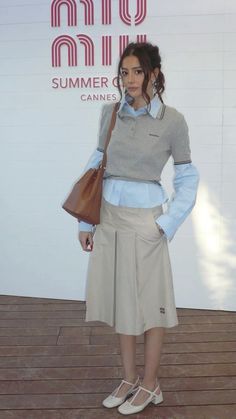 Jane Outfits, Outfit Trabajo, Japan Trip, Luxury Aesthetic, Office Style, Winter Is Coming, Office Fashion, Spring Summer Fashion, Miu Miu