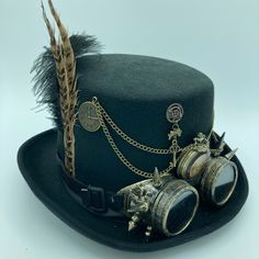 Steampunk Feather Hat Steampunk Hats, Yankees Fitted Hat, Ouji Fashion, Yankee Fitted, Steampunk Couture, Train Conductor, Disney Hats, 2024 Wishlist, Steampunk Hat