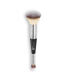 Check out this must-have product I found on itcosmetics.com! #itcosmetics Heavenly Luxe™ Complexion Perfection Brush Summer Beauty Tips, Skincare Brush, Airbrush Foundation, How To Apply Concealer, Perfect Complexion, Makeup Brush Cleaner, Under Eye Concealer, How To Clean Makeup Brushes, How To Apply Foundation