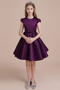 Satin Flower Girl Dress, Girls Dresses Online, Prom Dresses 2024, Girls Pageant Dresses, Elegant Girl, Frocks For Girls, Purple Satin, Satin Flowers, Different Dresses