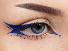 MATTE BLUE eyeliner has a matte finish. Comes with a FREE eyeliner brush! Our water activated eyeliners are so easy to use and will last forever! Simply put a drop of water. Swirl brush around to make it paste, then apply! Can also be used for eyeshadow art and body paints. Comes with a free eyeliner brush!*************************************************Mineral eyeliners are made from pigments straight from Mother Earth's finest ingredients.No harsh chemicals, synthetic dyes, preservatives, fra Theater Eye Makeup, Blue Corner Eyeshadow, Two Eyeliner Makeup, Bold Eye Makeup For Hooded Eyes, Siren Eyeliner For Round Eyes, Elf Queen Makeup, Easy Cool Eyeliner, Hanukkah Makeup, Gothic Eyeliner For Hooded Eyes