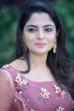 Nikhila Vimal stills at Thambi Movie Press Meet - South Indian Actress Statement Necklace