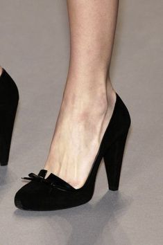 2006 Runway, Giambattista Valli, Runway Pictures, Shoe Closet, Black High Heels