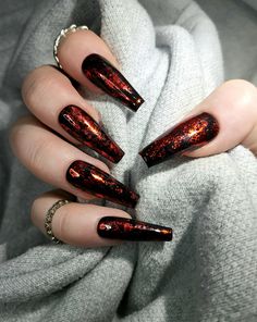 bright red chrome nails designs Chrome Nail Colors, Black Chrome Nails, Line Nail Designs, Red Chrome Nails, Gold Chrome Nails, Red Chrome, Heart Nail Designs, Chrome Nail Art, Chrome Nails Designs