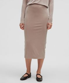 Lounge, But Make It Luxe. This Curve-Contouring Skirt Is Made From A Drapey, High-Stretch Version Of Our Softstreme Fabric-Flip It Around To Wear The Wrap Hem In The Front. Designed For Casual. Hits Below The Knee To Just Above The Ankle. | Drapey Softstreme Column Midi Skirt Short Coat Jackets, Dress Bra, Back Women, Women's Skirts, Business Casual Outfits, Women Skirts Midi, Hoodie Top, Long Tops, Jacket Tops