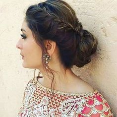 Bun Elegant, Bride Hairdo, Lehenga Hairstyles, Hairstyles For Indian Wedding, Side Braid With Bun, Event Hairstyles