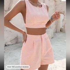 Size Small New Without Tags No Signs Of Wear Comes With Top And Shorts Top And Shorts Set Two Pieces, Chic Peach Bottoms For Summer, Chic Peach Summer Bottoms, Sewing Outfit Ideas, Pink Outfits Summer, Summer Sets Two Pieces, Sew Shorts, Style Salopette, Summer Two Piece Outfits