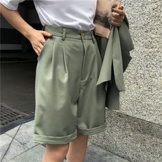 Black Two Piece, Green Blazer, Casual Blazer, Crop Top Blouse, Outfits Women, Green Shorts, Cutout Dress, Women Set, Black Blazer