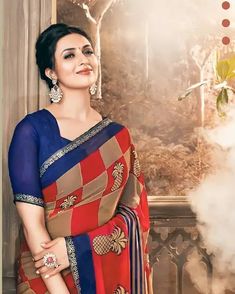 15 Awesome Pics of Divyanka Tripathi in Saree Black Net Saree, Divyanka Tripathi Saree, Divyanka Tripathi, Women Dresses Classy, Casual Saree, Beautiful Women Over 40, Actress Pics, Indian Actress Hot Pics