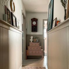 the hallway is clean and ready for us to use as an entrance way into the house