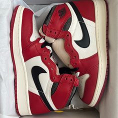 Air Jordan 1 Retro High Og - “Chicago Lost And Found” Brand New - Never Been Worn Perfect Condition Jordan 1s Chicago, Lost And Found Jordan 1, Chicago Air Jordan 1, Jordan 1 Lost And Found, Jordan 1 High Chicago, Air Jordan Retro 8, Jordan 4 Fire Red, Air Jordan 1 Chicago, Jordan Bred