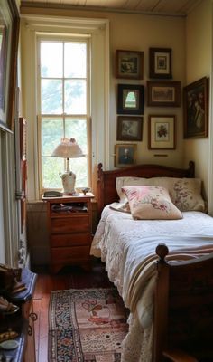 Small Bedroom Ideas, Small Bed, Fall Leaf, Thrift Shopping