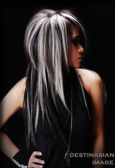 Black Hair With Platinum Highlights, Guy Tang Hair, Rambut Brunette, Frosted Hair, Guy Tang, Silver Blonde, Brown Blonde, Artistic Hair